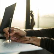 What to Bring to Your First Meeting With a Louisville Divorce Attorney