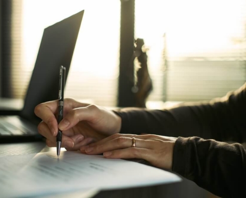 What to Bring to Your First Meeting With a Louisville Divorce Attorney